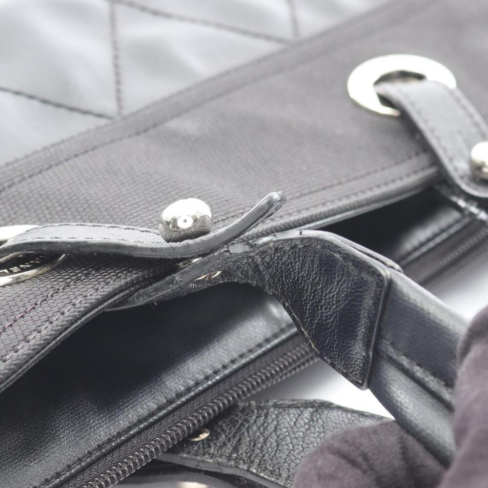 CHANEL Black Leather Tote Bag - Picture 11 of 15